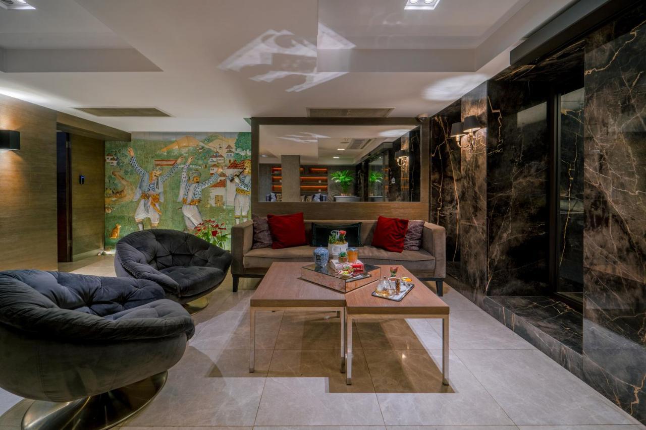The New Hotel Zeybek Измир Экстерьер фото